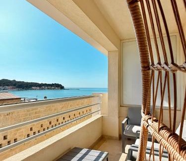 Les Sablettes Apartamento | Appartement Luxueux Entre Bord de Mer & Montagne - by Résidence La Fontaine Sablettes