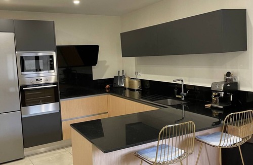 Republique Apartamento | Appartement Luxueux en Hyper Centre à 20 min du Circuit des 24h