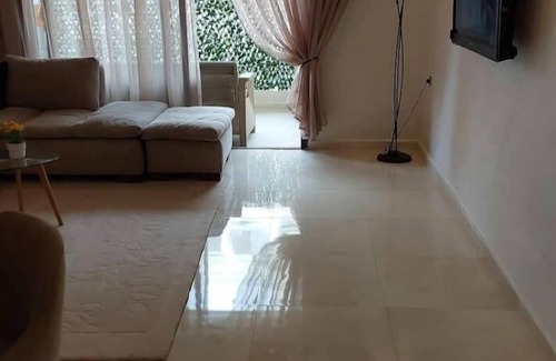 Bouznika Apartamento | Appartement Luxueux Pour Trois Personnes a 2mn de la Plage de Bouznika