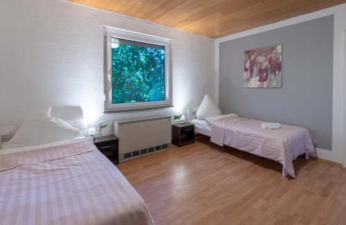 Neuhof/Marienrode/Hildesheimer Wald Apartamento | Appartement-Marienrode