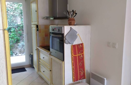 Greoux-les-Bains Apartamento | Appartement Meublé T3