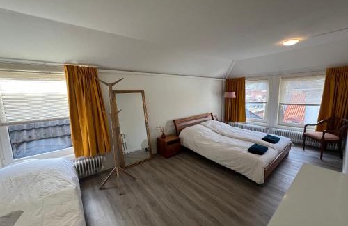 Leeuwarden Apartamento | Appartement met prachtig uitzicht over de binnenstad van Leeuwarden