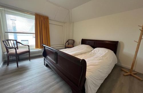 Leeuwarden Apartamento | Appartement met prachtig uitzicht over de binnenstad van Leeuwarden