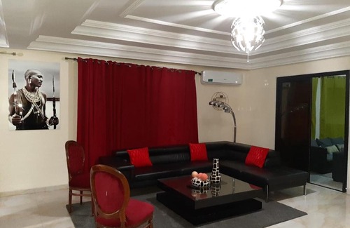 Dakar Apartamento | Appartement meublé Sacrée cœur 3 VDN