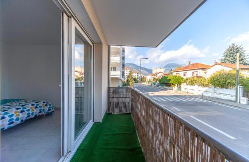 Quartier Exposition-Bajatiere Apartamento | Appartement meublé T4, Proche centre ville , 4 lits, Wifi