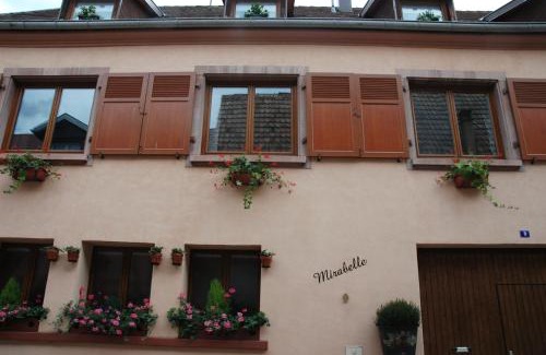 Ribeauville Apartamento | Appartement Mirabelle avec Jardin - Centre Ribeauvillé