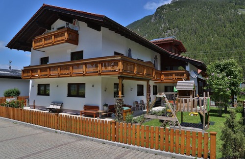 Bichlbach Apartamento | Appartement mit Bergblick