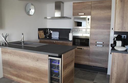 Fort-Mahon-Plage Apartamento | Appartement Moderne 2 Chambres, Cabine, Balcon, Cuisine Équipée, Plage Proche - FR-1-482-28