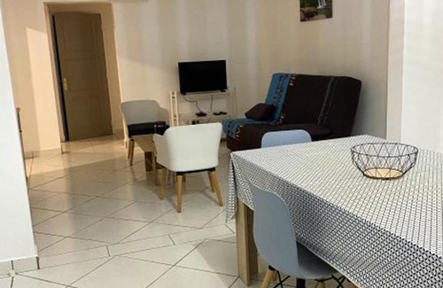 Le Gosier Apartamento | Appartement moderne au Gosier avec jardin et terrasse