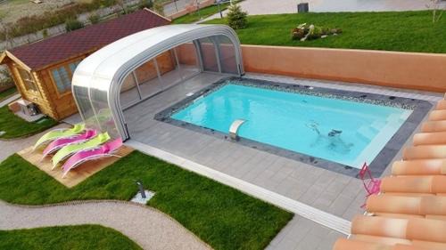 Plan-d'Aups-Sainte-Baume Apartamento | Appartement moderne avec piscine à Plan-d'Aups 55 m² - Spa inclus​