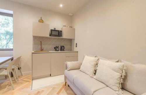 Ecully Apartamento | Appartement moderne et confortable , Ecully