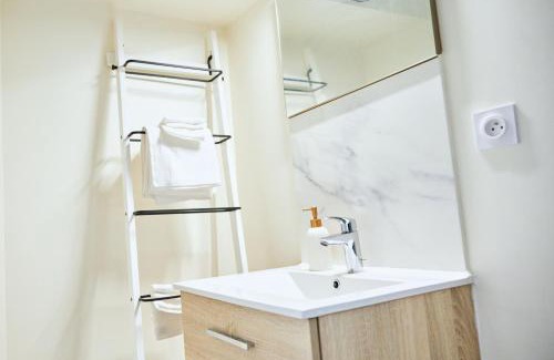 Creil Apartamento | Appartement moderne et lumineux - Centre ville Creil