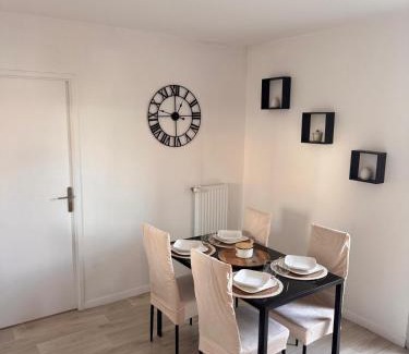 Bezons Apartamento | Appartement moderne proche La Défense