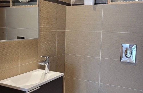 Baabda Apartamento | Appartement Neuf de 210 m² +terrasse de 30 m² - 7 min en Voiture du Centre-ville