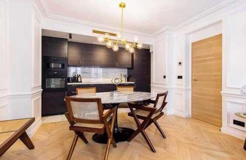 Saint-Vincent-de-Paul Apartamento | Apartamento recientemente reconstruido por el arquitecto ☆ Lafayette/Gare du Nord ☆