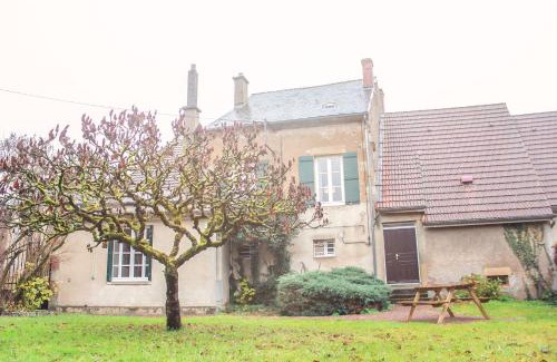 Lucenay-l'Eveque Apartamento | Appartement Passe Partout