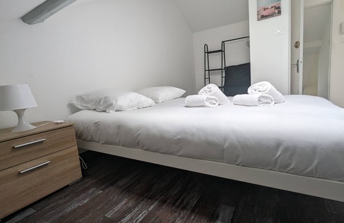 Mulhouse Apartamento | Appartement Proche de Bâle et Colmar - 3e Étage