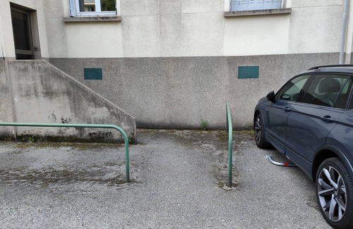 Gieres Apartamento | Appartement Rénové Avec Place de Parking Dans Résidence Fermée et Sécurisée