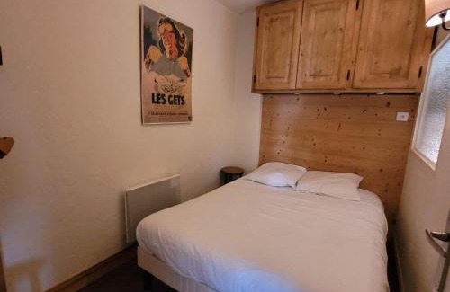 Les Gets Apartamento | Appartement rénové centre station, 3 étoiles, 4 pers, balcon, parking, Wi-Fi - FR-1-598-44
