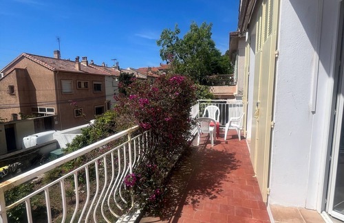 Toulon Apartamento | Appartement Rénové Dans Villa Avec Jardin