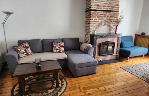 Cour-Cheverny Apartamento | Appartement Situé en Plein Bourg de Cour-cheverny