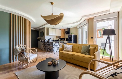8th Arrondissement Apartamento | Appartement spacieux avec balcon 6pers