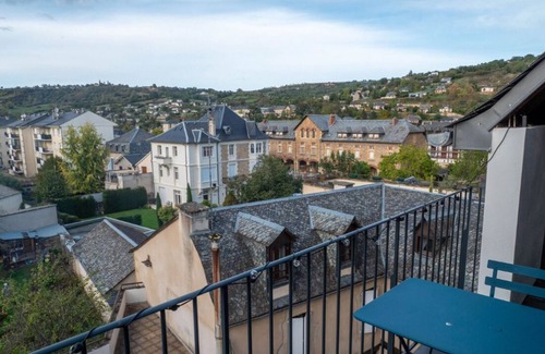 Espalion Apartamento | Appartement Spacieux Centre Ville