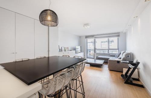 Sint-Jans-Molenbeek Apartamento | Appartement spacieux et confortable - 2 chambres - 4p - Garage