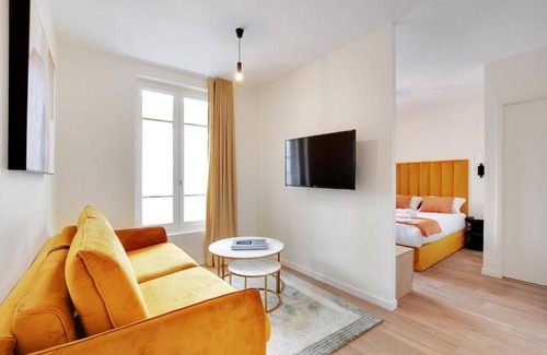 Levallois-Perret Apartamento | Appartement Supérieur: two-Bedroom with WiFi & AC Near Paris