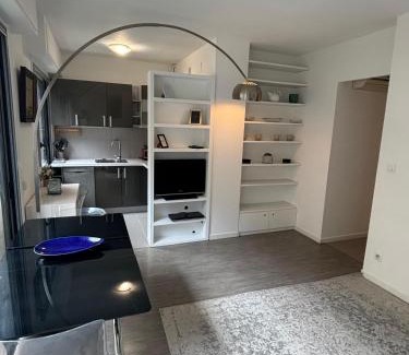 Faubourg Saint-Germain Apartamento | Appartement Suffren Champs de Mars