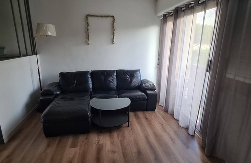 Pessac Apartamento | Appartement Sympathique T4 Pessac Centre