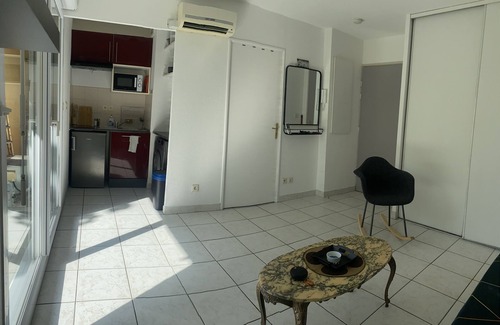 Croix-d'Argent Apartamento | Appartement T1 Avec Grande Terrasse et Piscine !