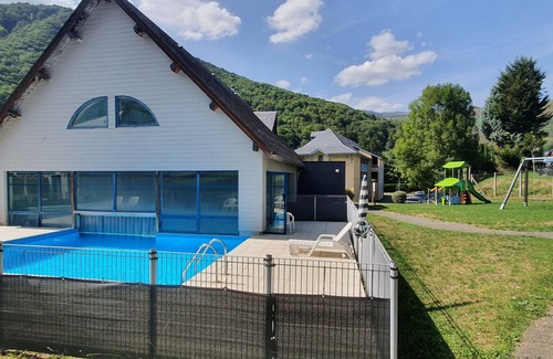 Arreau Apartamento | Appartement T1 bis Avec Terrasse et Piscine Dans Résidence à Arreau