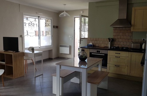 La Rochelle Apartamento | Appartement T2 / 2-4 Pers. + Cour de 27m2