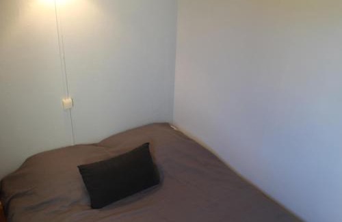 La Roche-Posay Apartamento | Appartement T2 avec terrasse à 100m des Thermes, Wi-Fi, proche centre de La Roche-Posay - FR-1-541-23