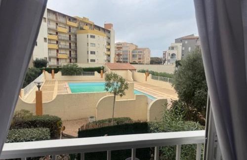 Cap d'Agde Apartamento | Appartement T2 Cabine, piscine, parking, près plage Cap d'Agde - FR-1-749-76