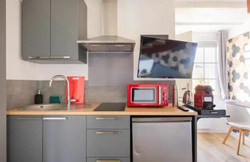 Angouleme Apartamento | Appartement T2- Le bon accueil/WIFI/PARKING