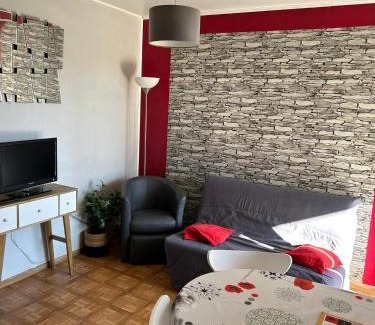Greoux-les-Bains Apartamento | Appartement T2 Proche des Thermes - Gréoux-les-Bains