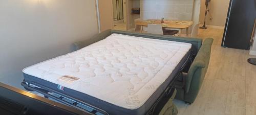 Angouleme Apartamento | Appartement T2 style tropical tout confort CENTRE VILLE