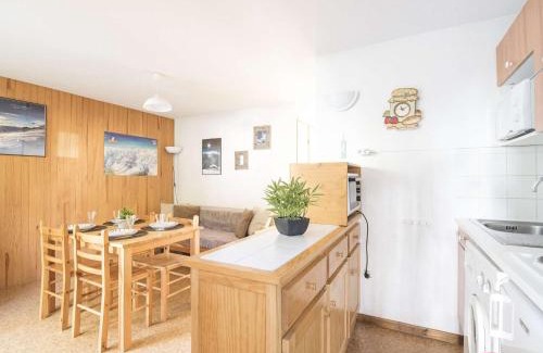 Saint-Lary-Soulan Apartamento | Appartement T3 6 pers. à St-Lary Soulan - Proche télécabine et thermes, avec jardin et parking privé - FR-1-296-125