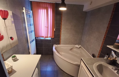 Chaponost Apartamento | Appartement T3, Jardin, Parking