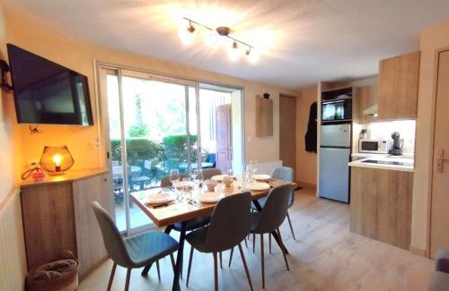 Vignec Apartamento | Appartement T3 pour 6 à Vignec avec terrasse, parking et casier à skis - FR-1-457-346