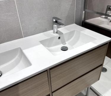 Bourgoin-Jallieu Apartamento | Appartement T4 en Hyper-centre