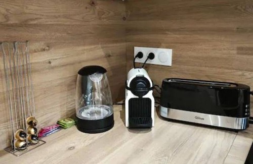 Aubagne Apartamento | Appartement Tout Confort à 2 pas du Centre Ville