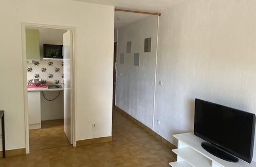 Hopitaux-Facultes Apartamento | Appartement Très Calme et Très Ensoleillé