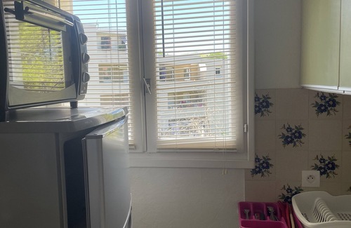 Hopitaux-Facultes Apartamento | Appartement Très Calme et Très Ensoleillé