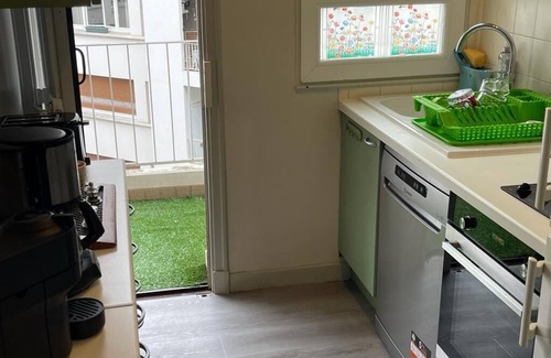 Champs-Elysees Apartamento | Appartement Triangle D'or Paris Champs Elysées 2 Chambres 75 m2