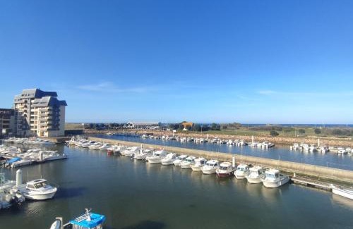 Courseulles-sur-Mer Apartamento | Appartement vue sur mer & le port de Courseulles-sur-Mer