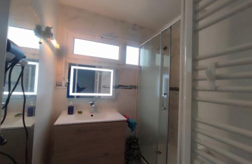 Courseulles-sur-Mer Apartamento | Appartement vue sur mer & le port de Courseulles-sur-Mer