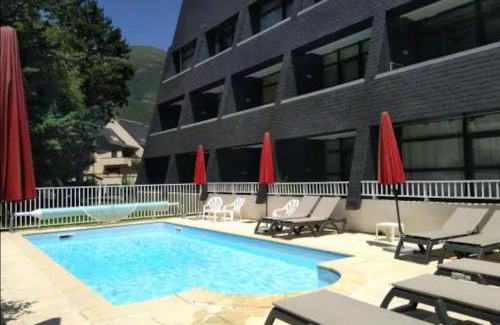 Saint-Lary-Soulan Apartamento | Appartement vue montagne au Royal Milan